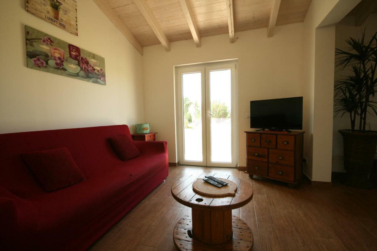 Due Casette Con Piscina Castagneto Carducci Εξωτερικό φωτογραφία