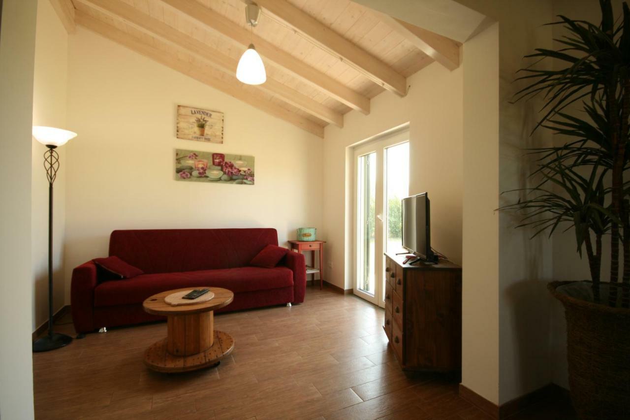 Due Casette Con Piscina Castagneto Carducci Εξωτερικό φωτογραφία